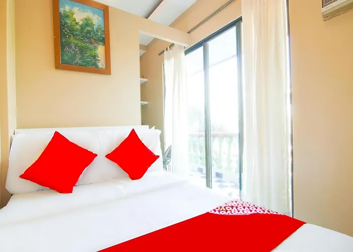 Oyo 477 Carino Hotel 2*