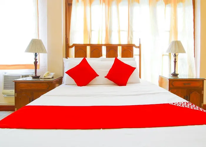 Hotel Oyo 477 Carino