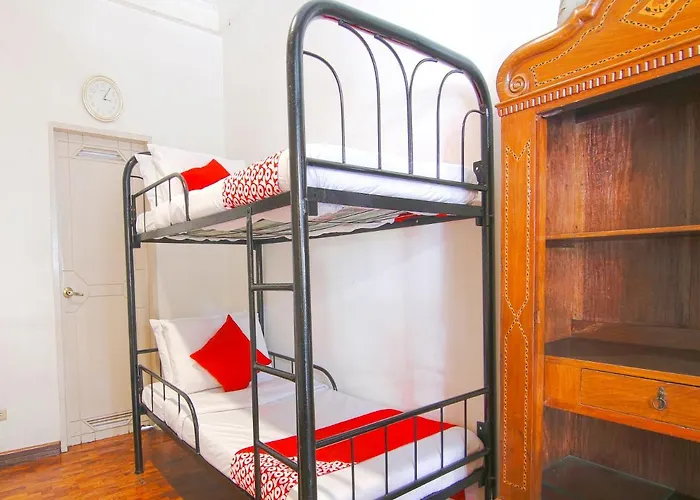 Oyo 477 Carino Hotel 2*