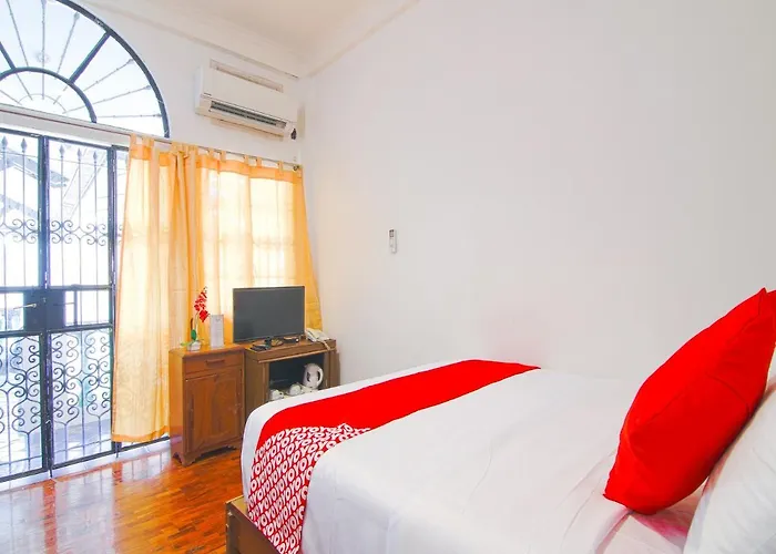 Oyo 477 Carino Hotel Manila