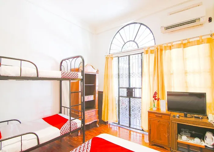 Hotel Oyo 477 Carino